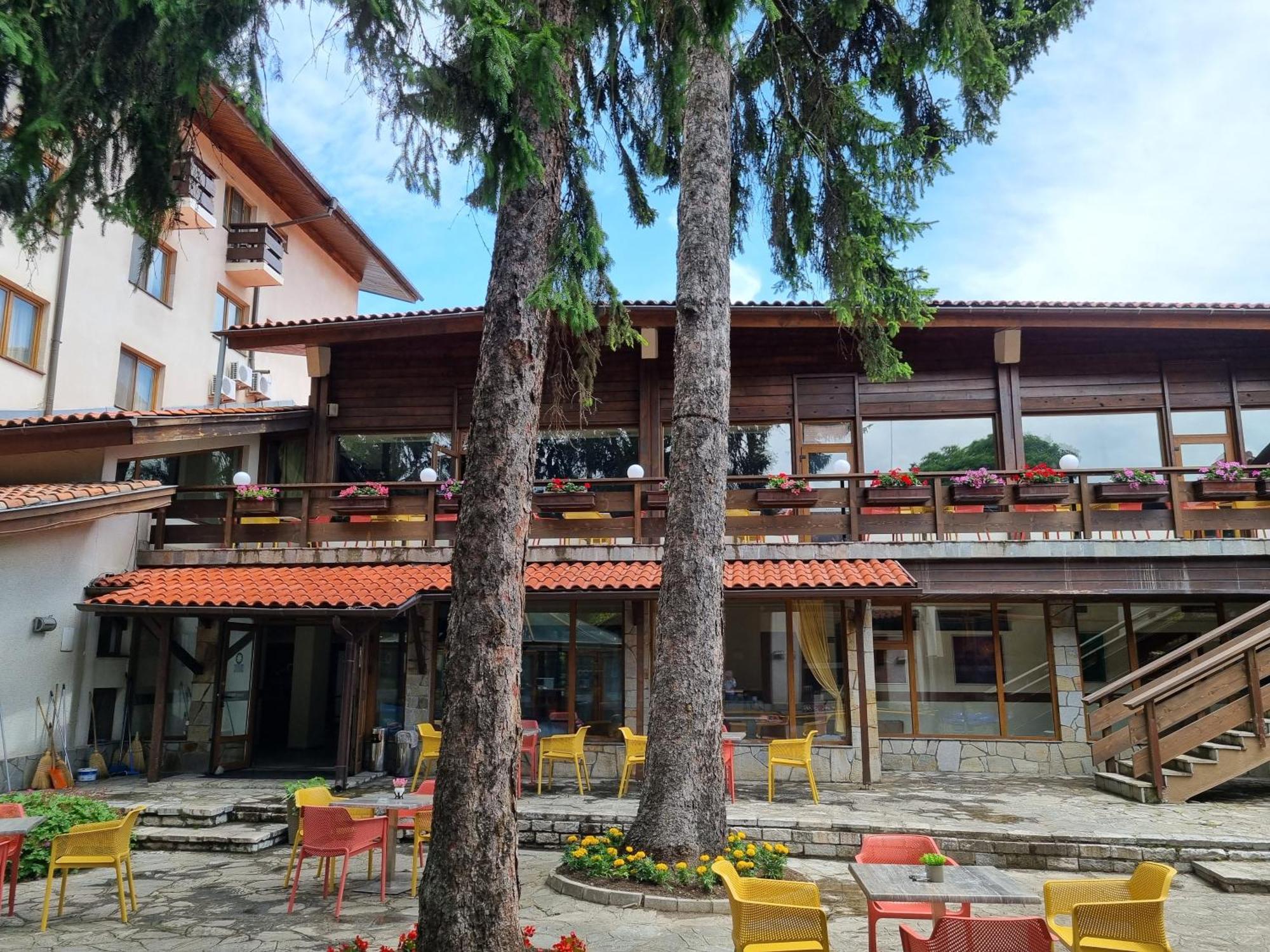 Hotel Pirin Банско Экстерьер фото